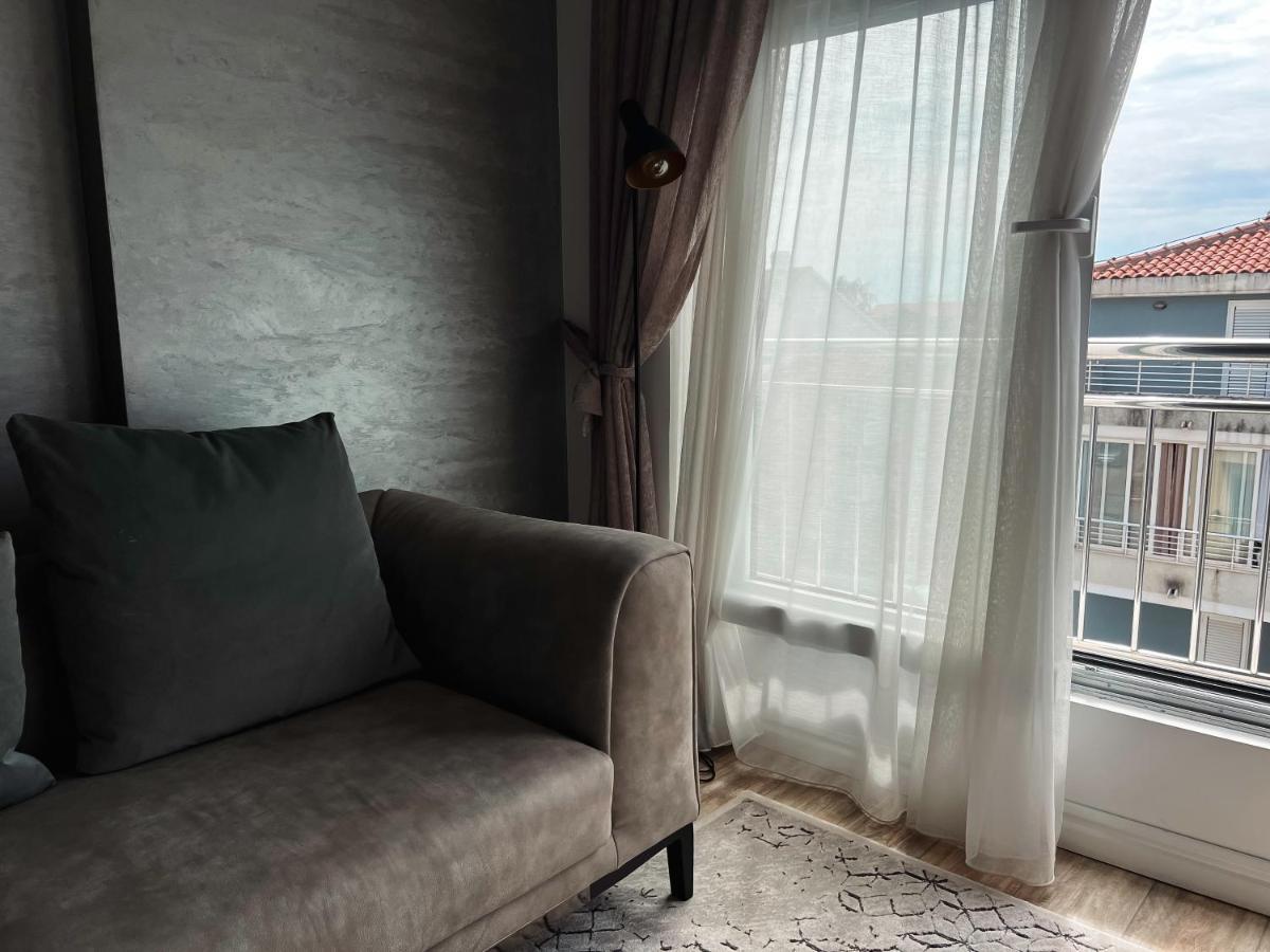 Luna Apartment